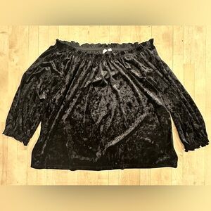 GAP Black Velour Off-Shoulder Top